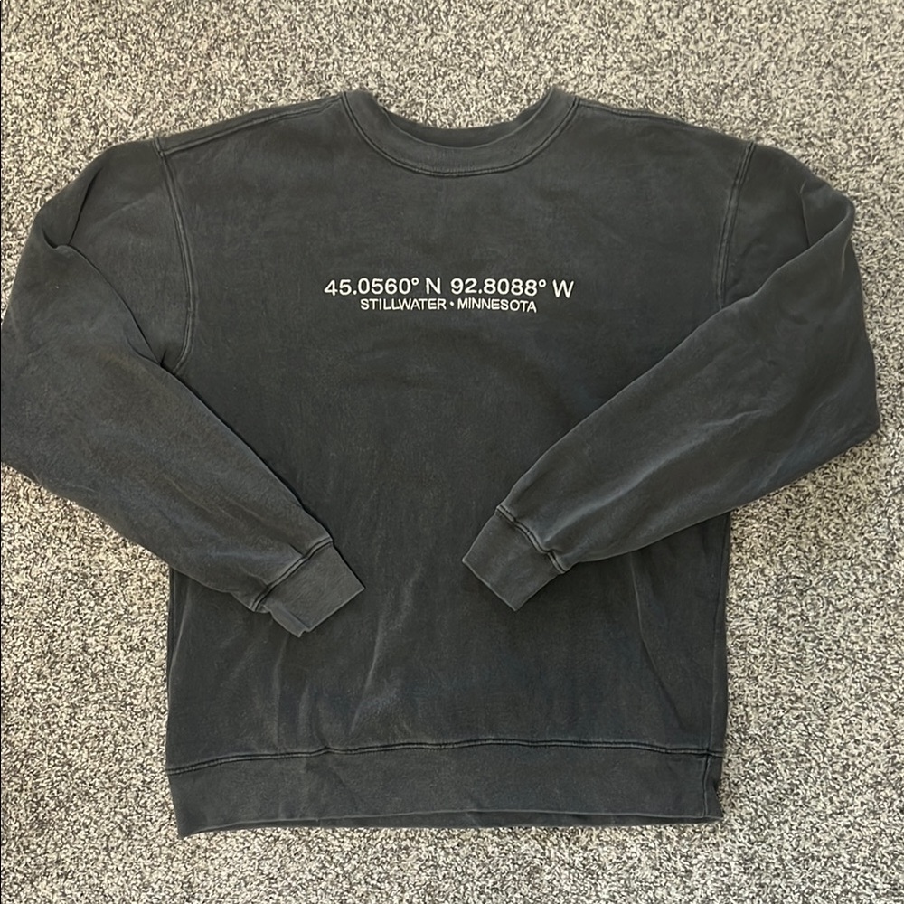 NWOT Stillwater Minnesota Crew Sweatshirt Small